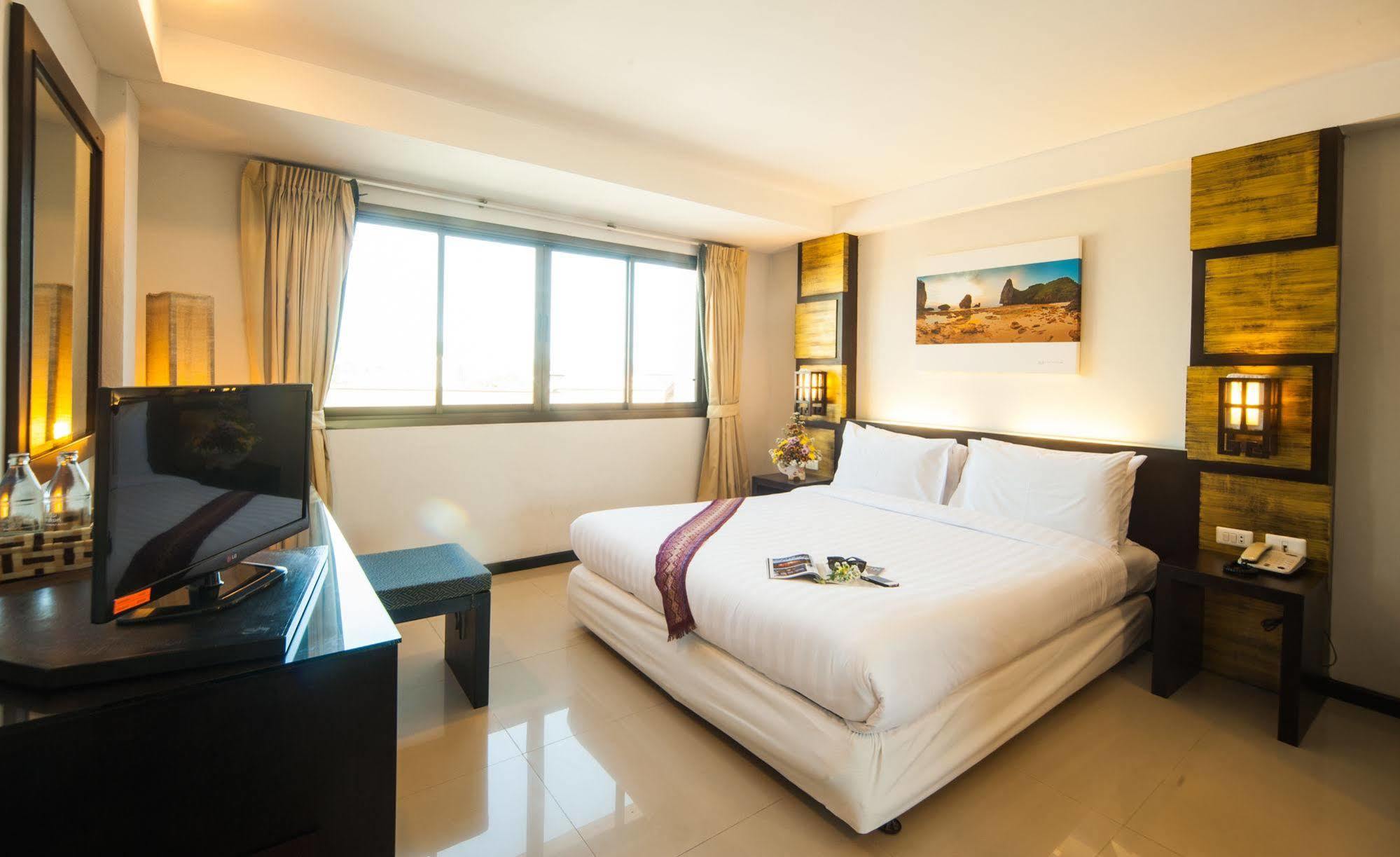 Crystal 2* Phuket