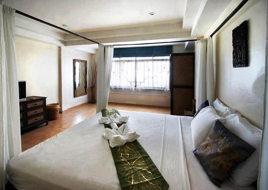 Hotel Karon Pool 3*