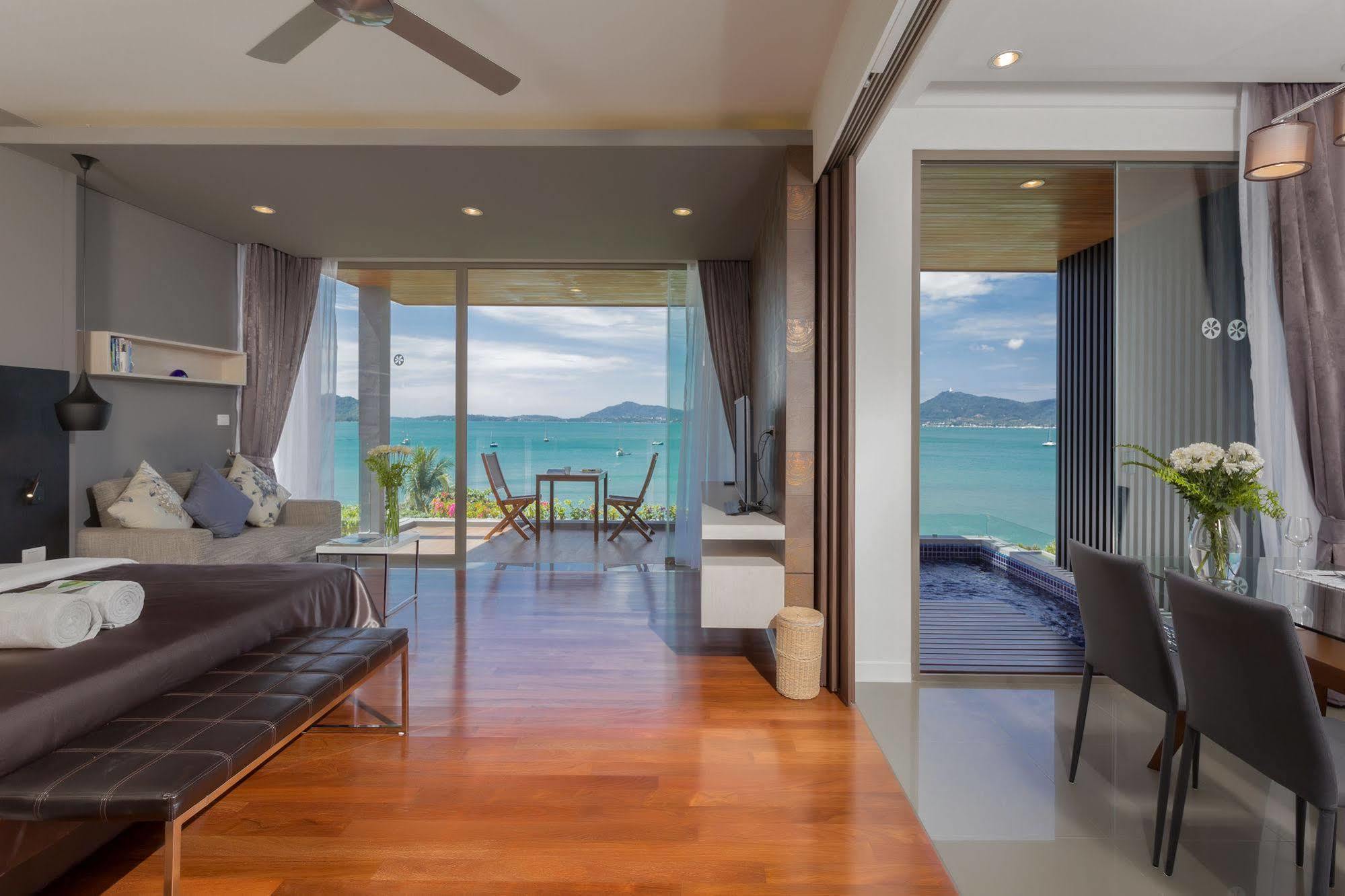 X10 Seaview At Resort 4*