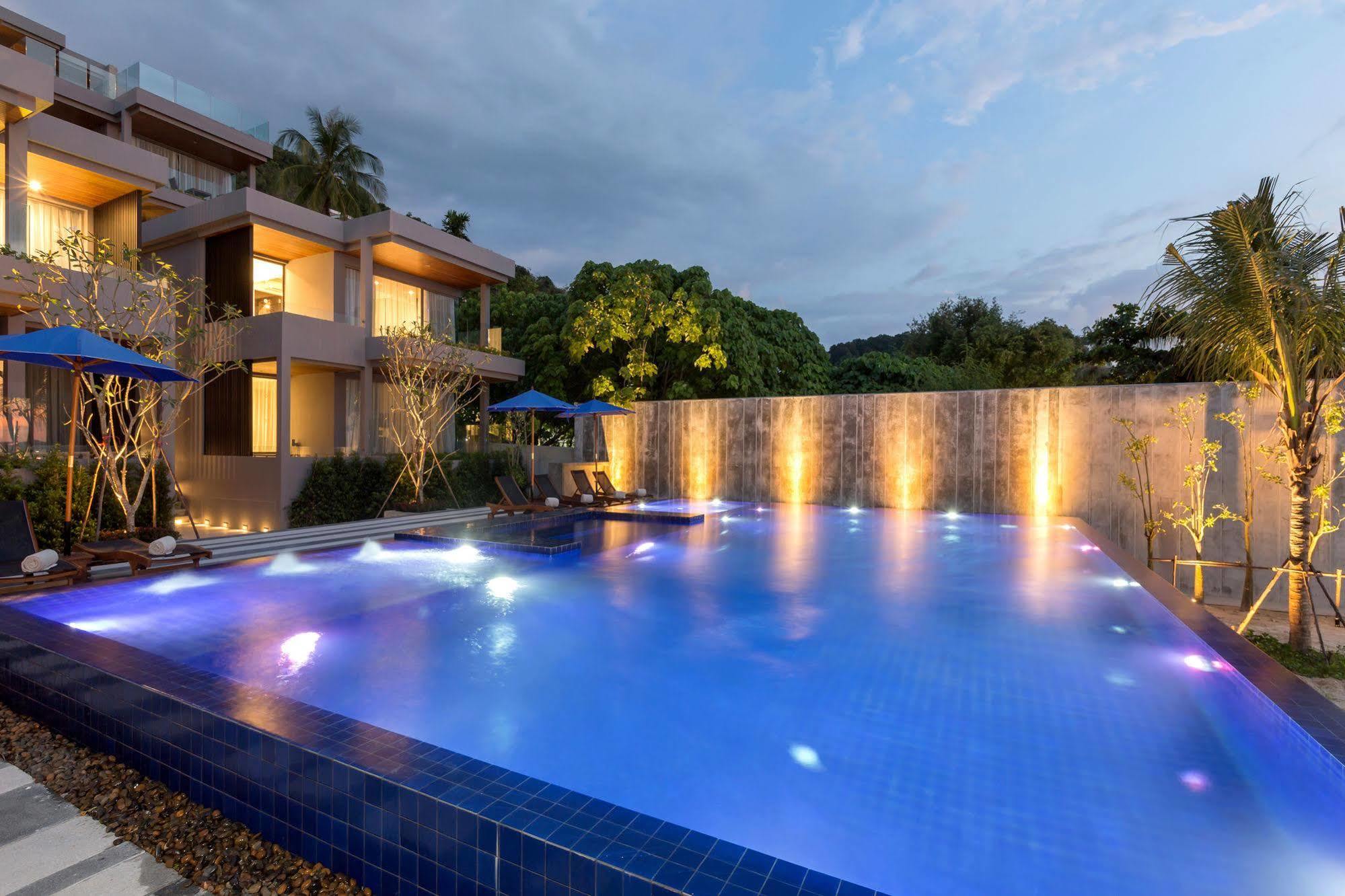 X10 Seaview At Resort
