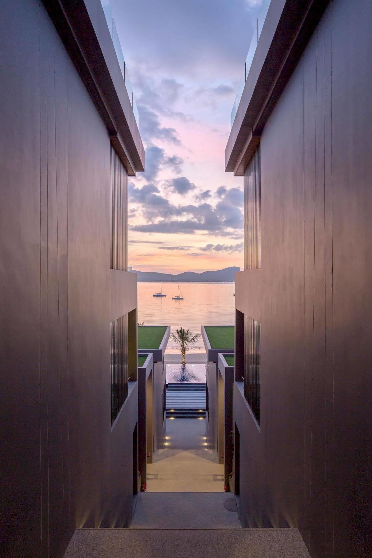 X10 Seaview At