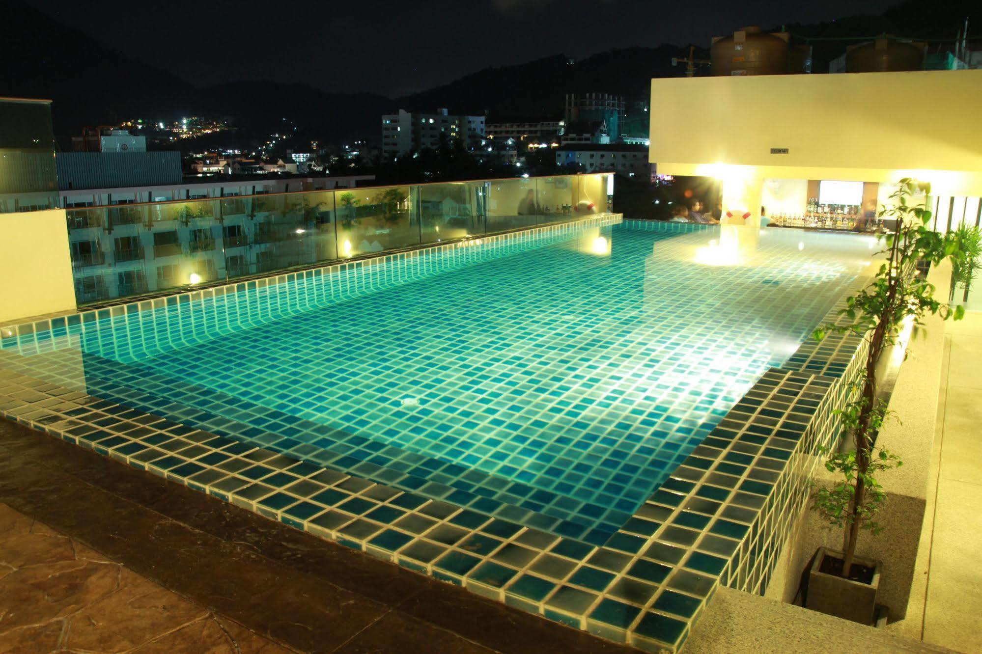 Hemingways Silk Hotel 3*