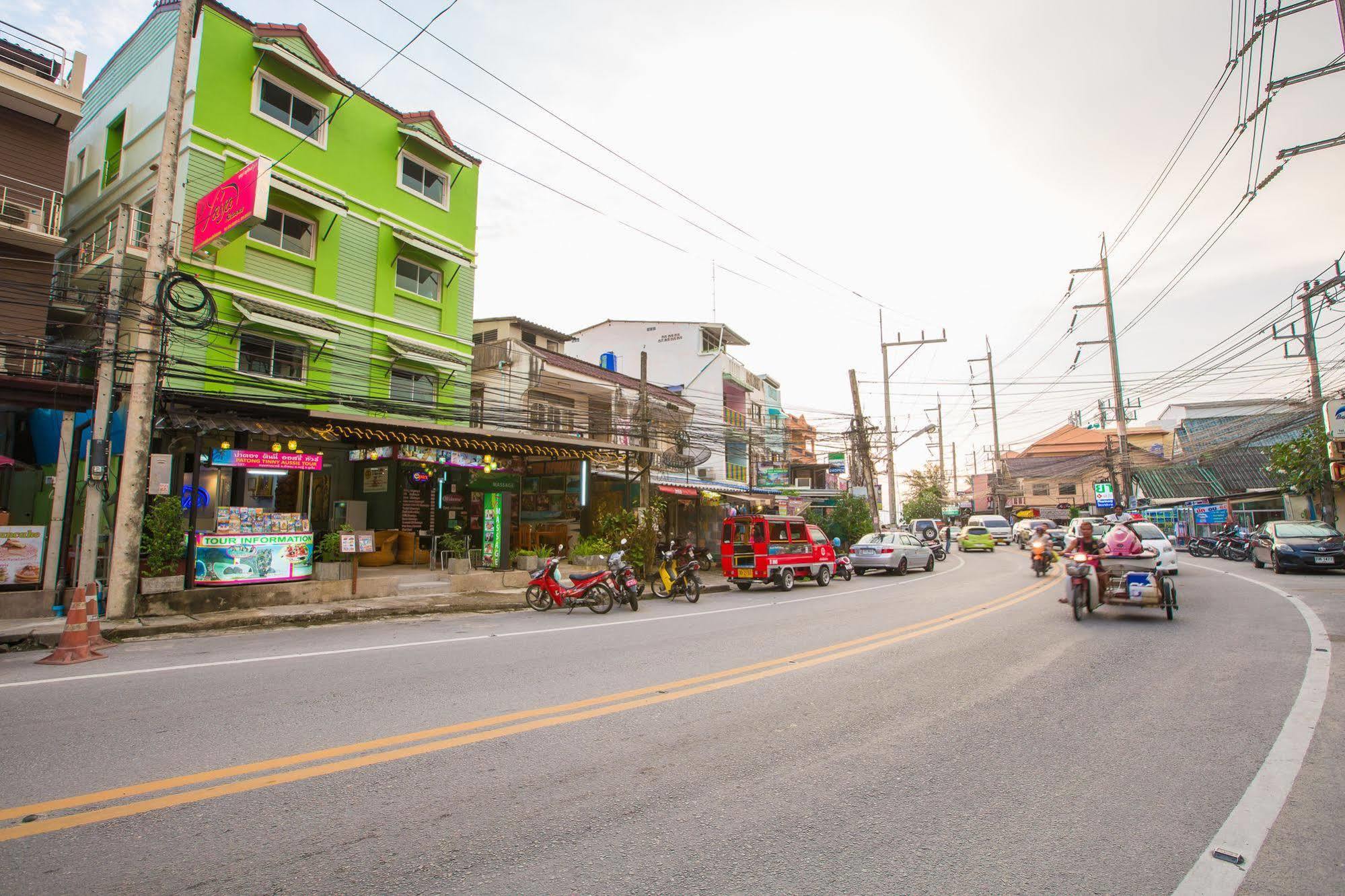 Hip Yaya Residences 2*