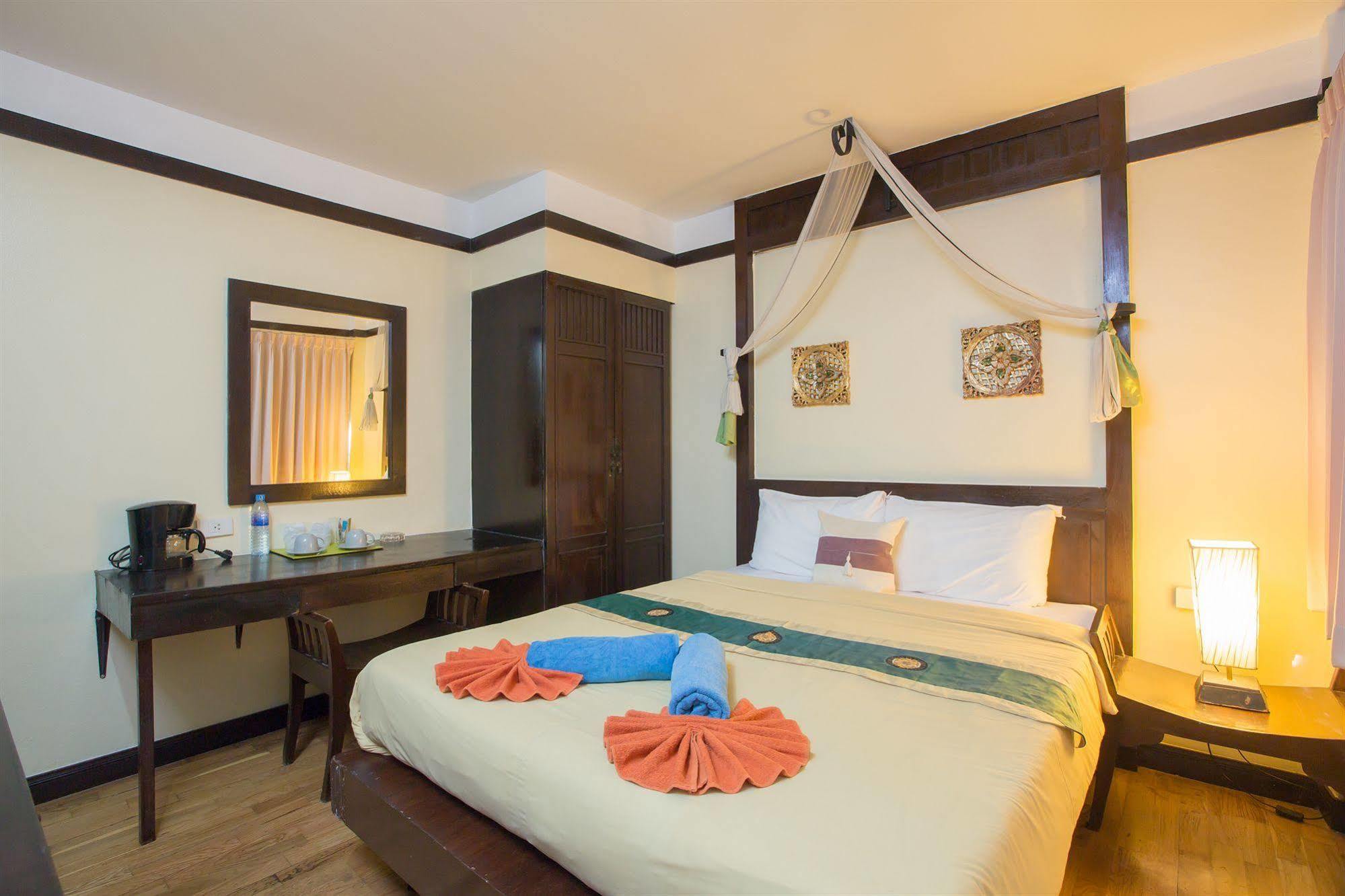 Oyo 255 The Ocean 3* Patong