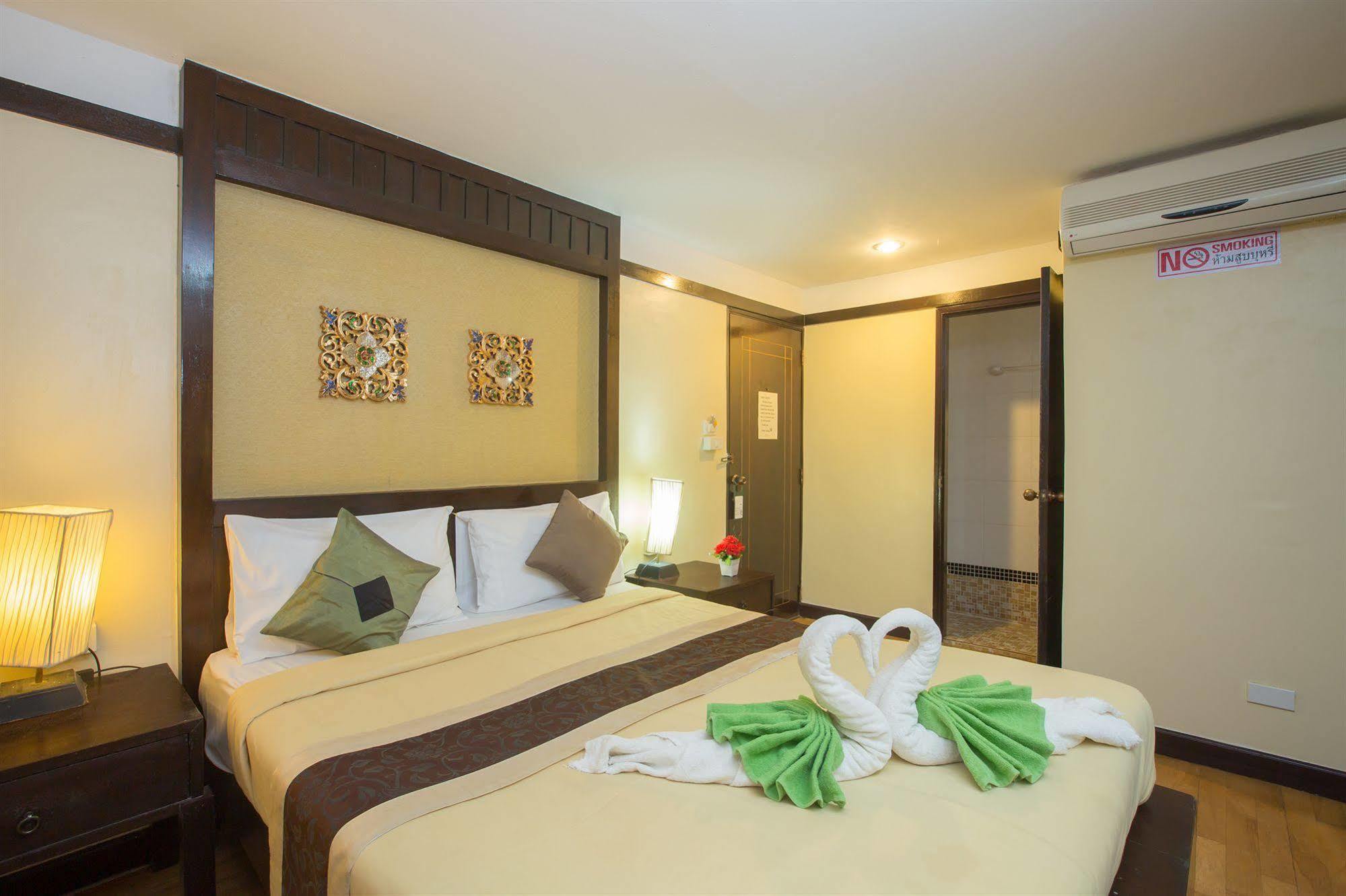 Oyo 255 The Ocean Hotel Patong