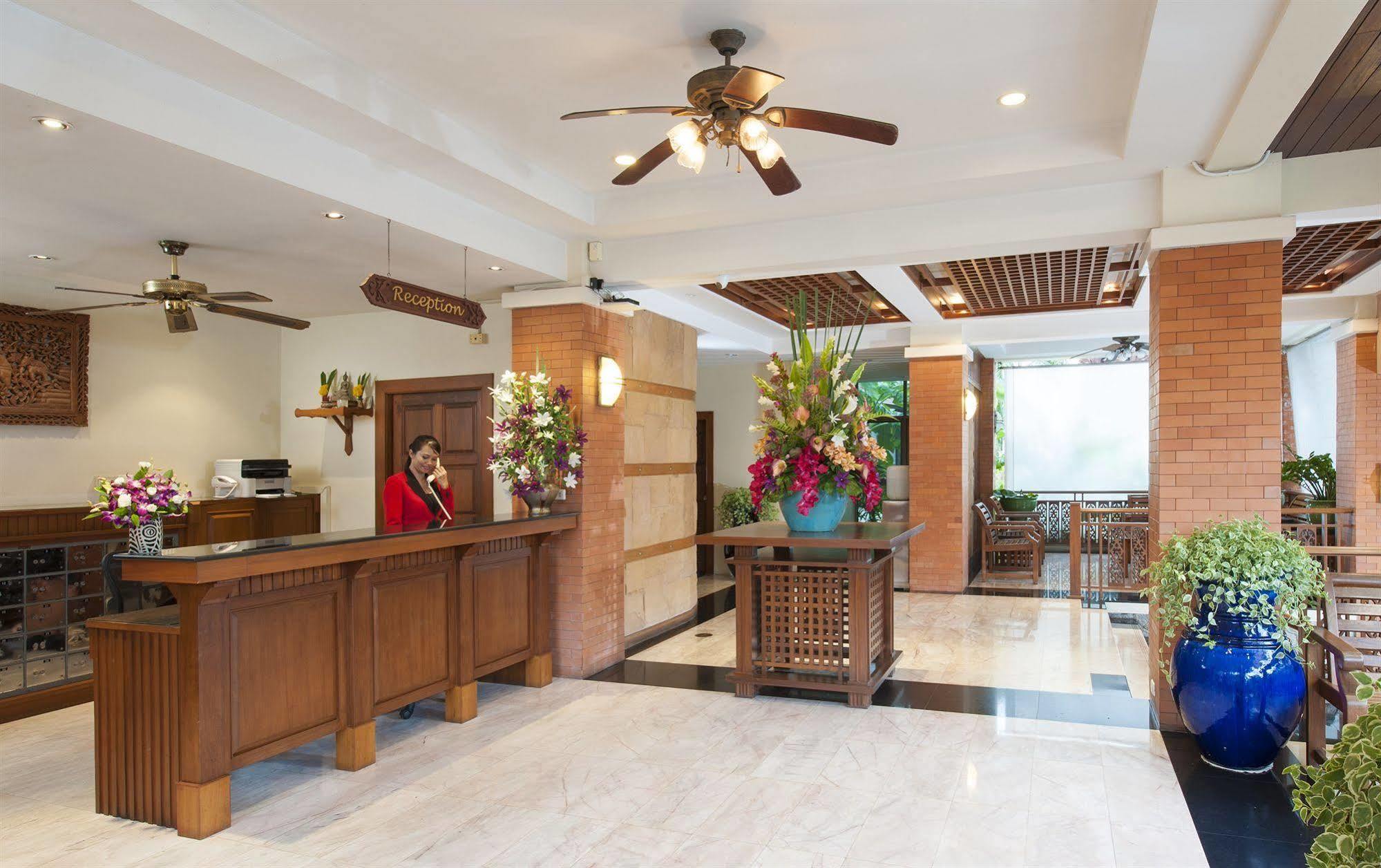 Sun Hill Hotel
