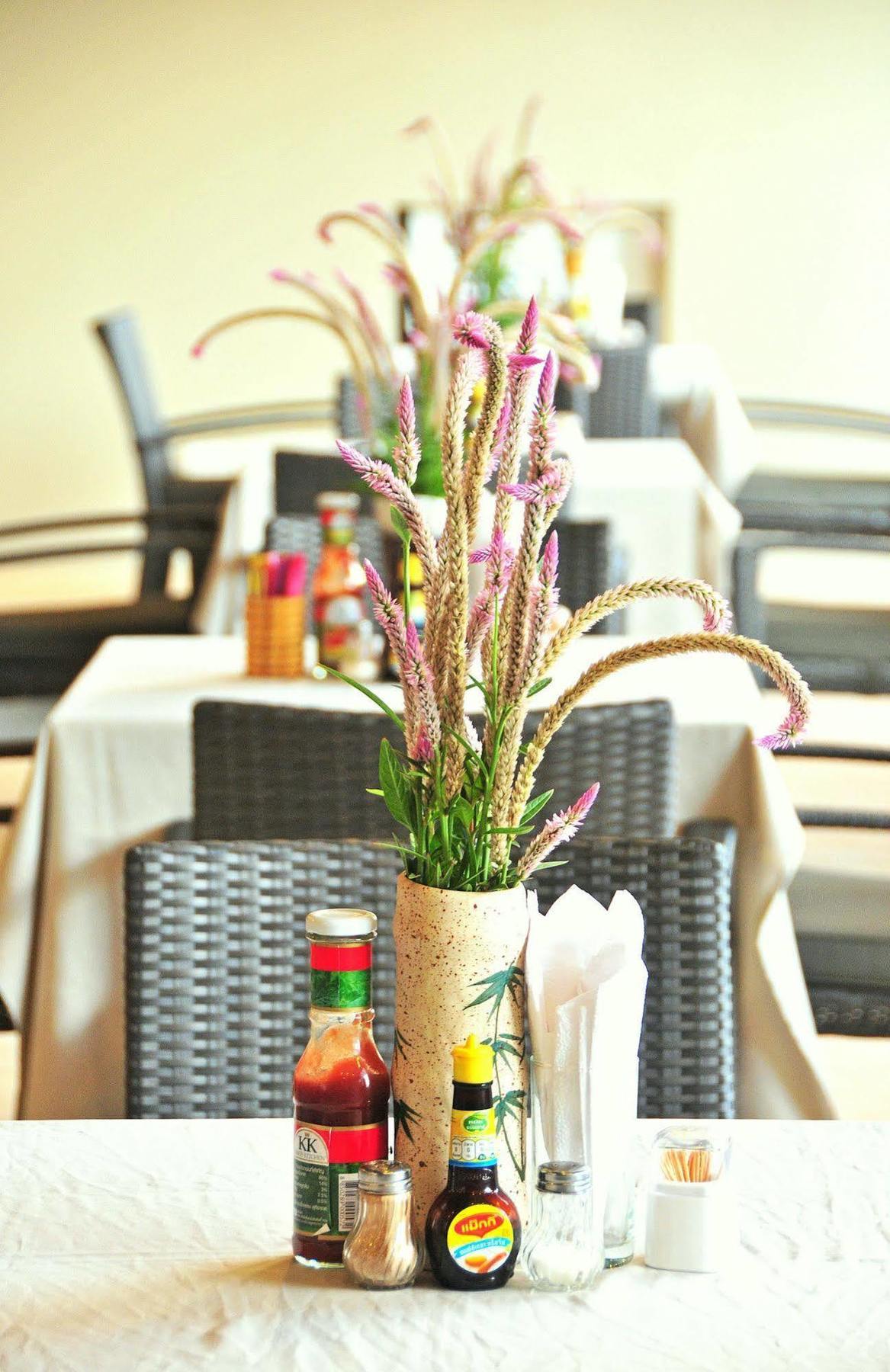Hotel Am Surin Place - Sha Extra