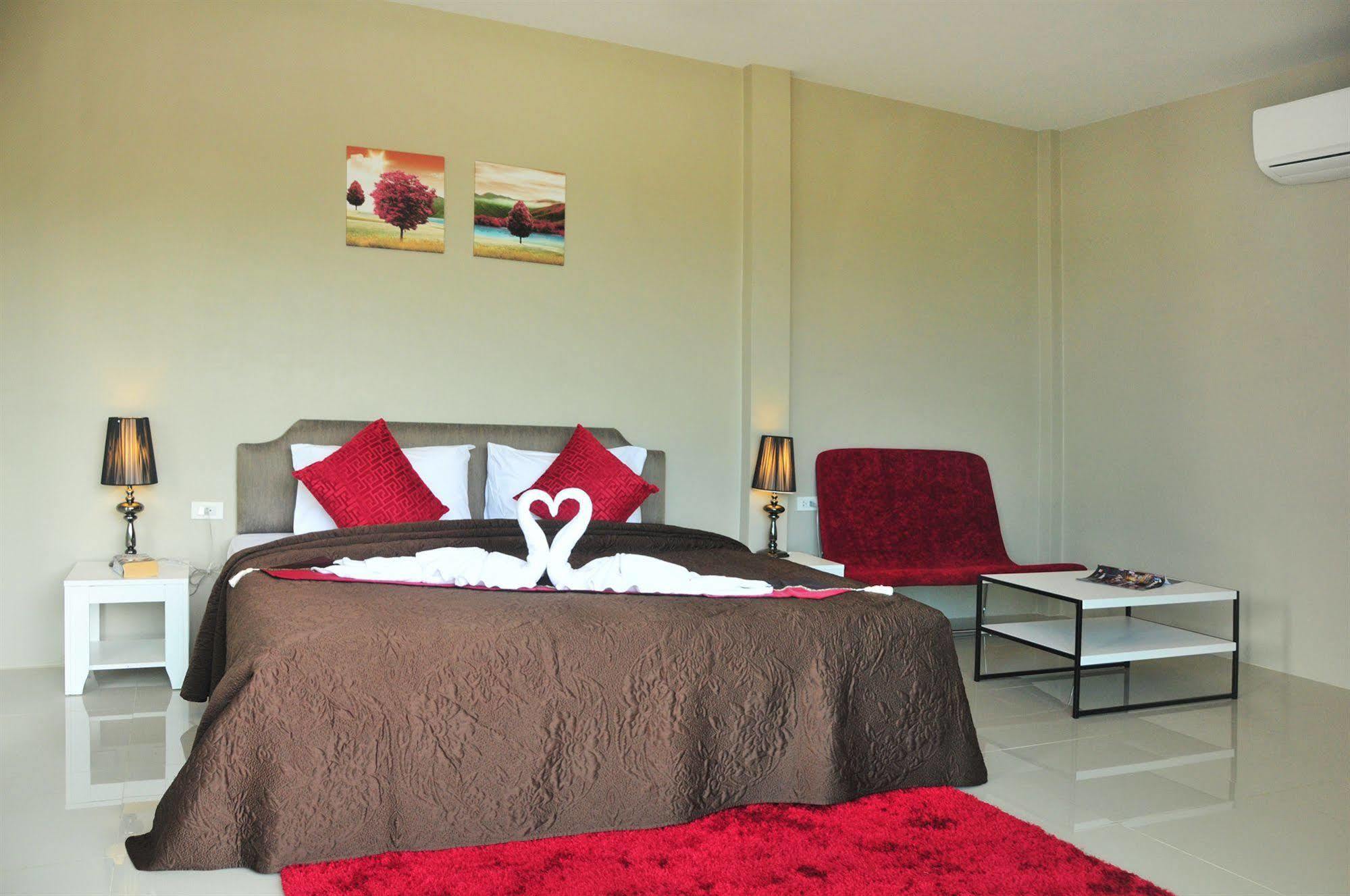Am Surin Place - Sha Extra Hotel Phuket