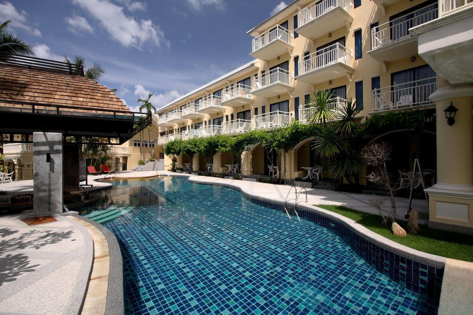 Resort The Front Village - Sha