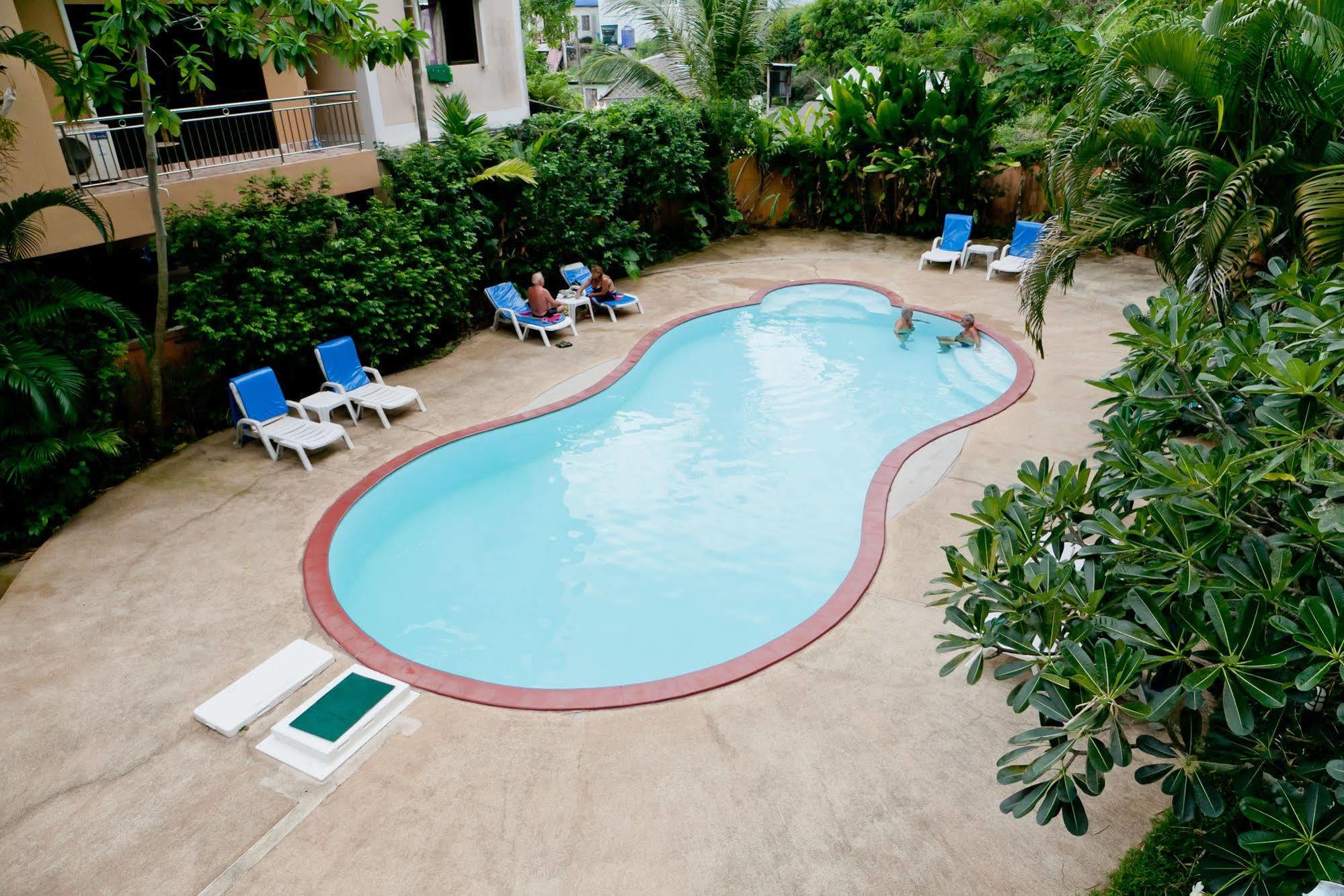 Fullmoon Beach Resort