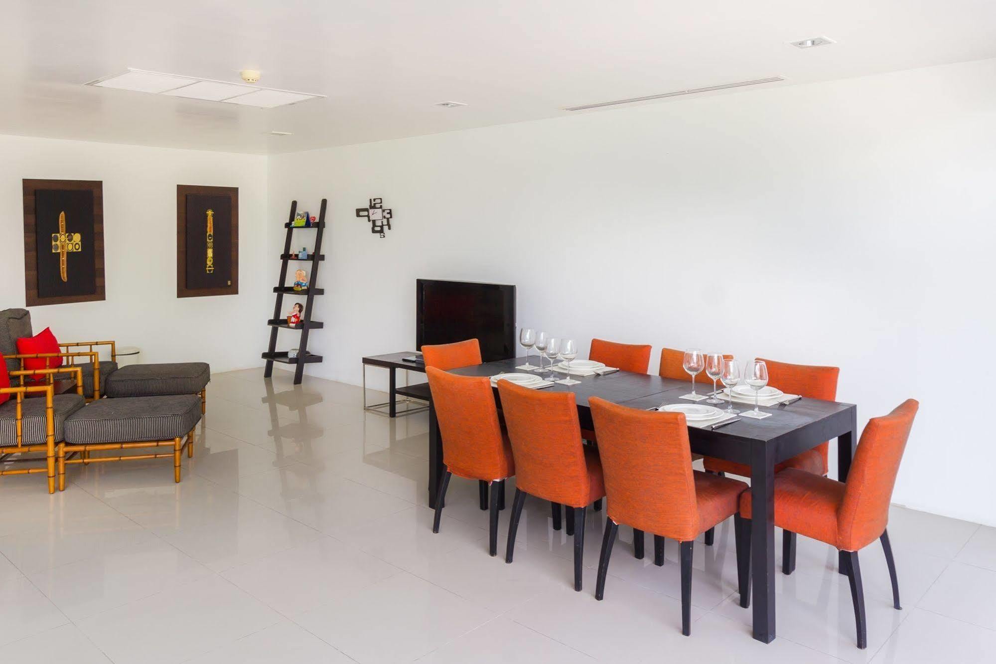 Jirana Patong Hotel 5*