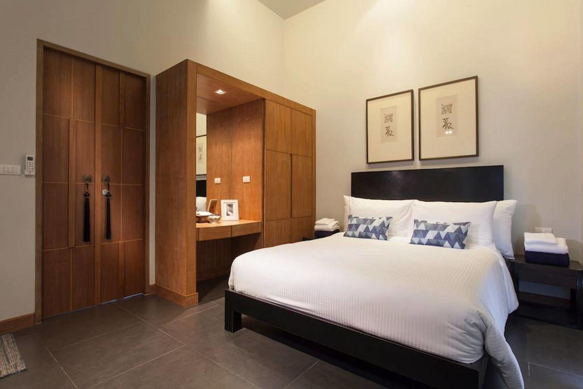 Wings By Two Hotel 4*