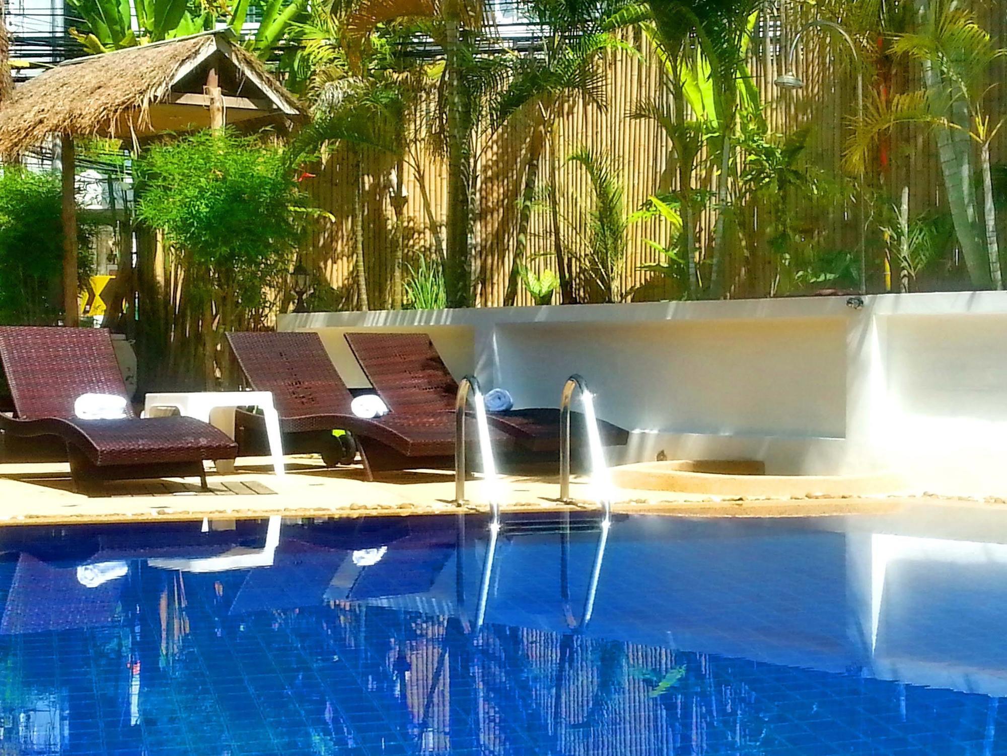 Karon Pool 3* Phuket