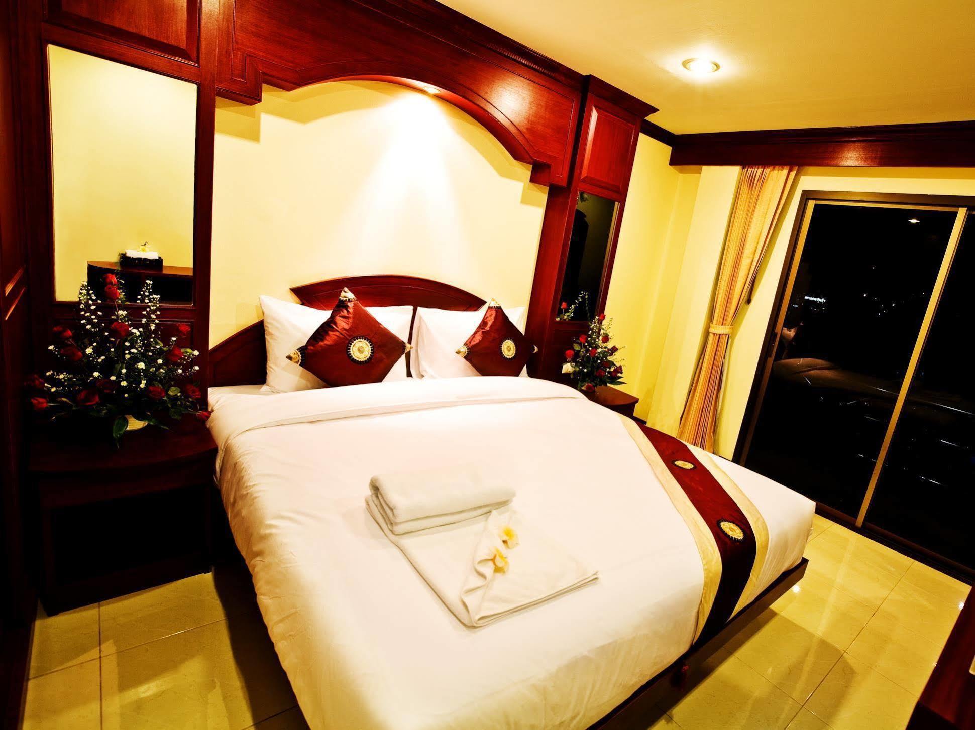 Baan Sudarat Inn