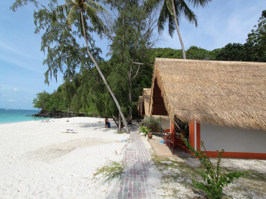 Resort Coral Island Phuket