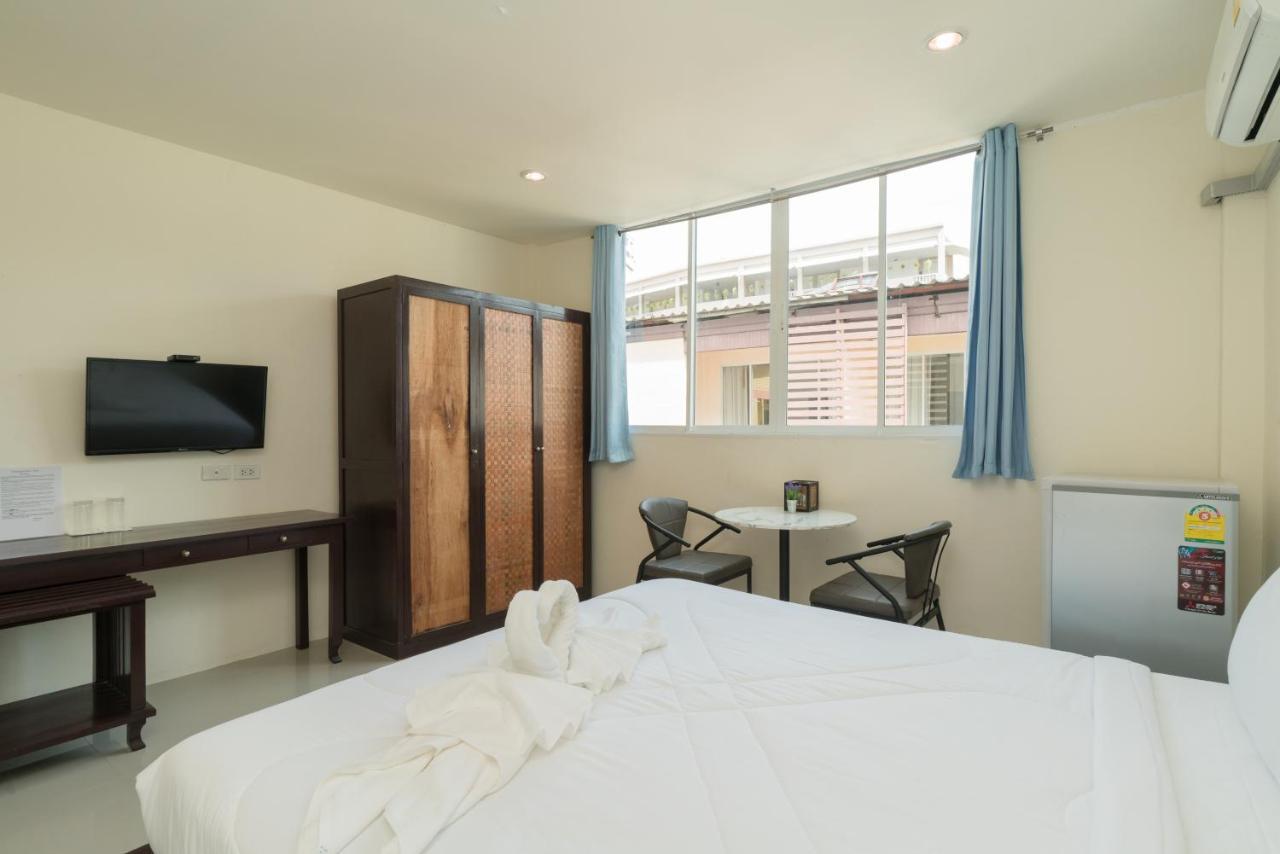 Hangover Hotel
