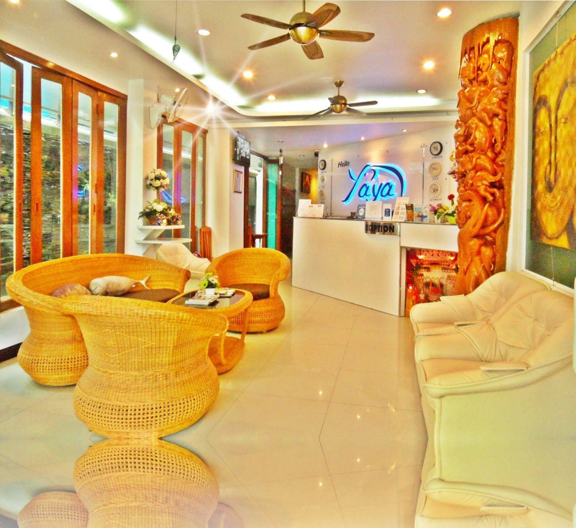 Hip Yaya Residences 2*