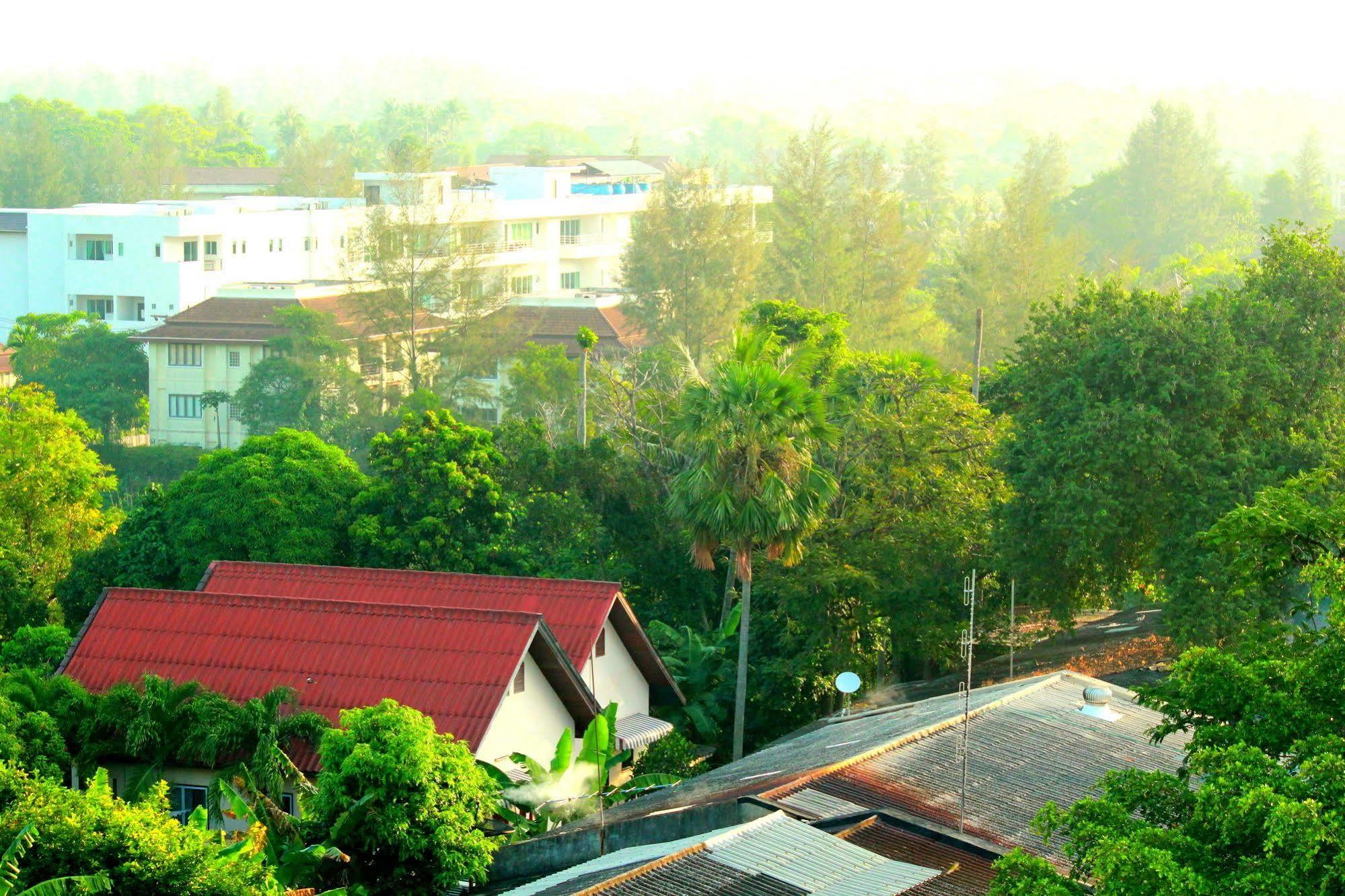 Am Surin Place - Sha Extra 3* Phuket