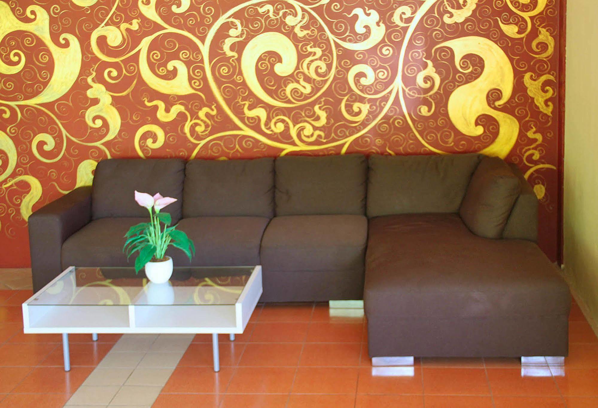 Memory Hotel 3*