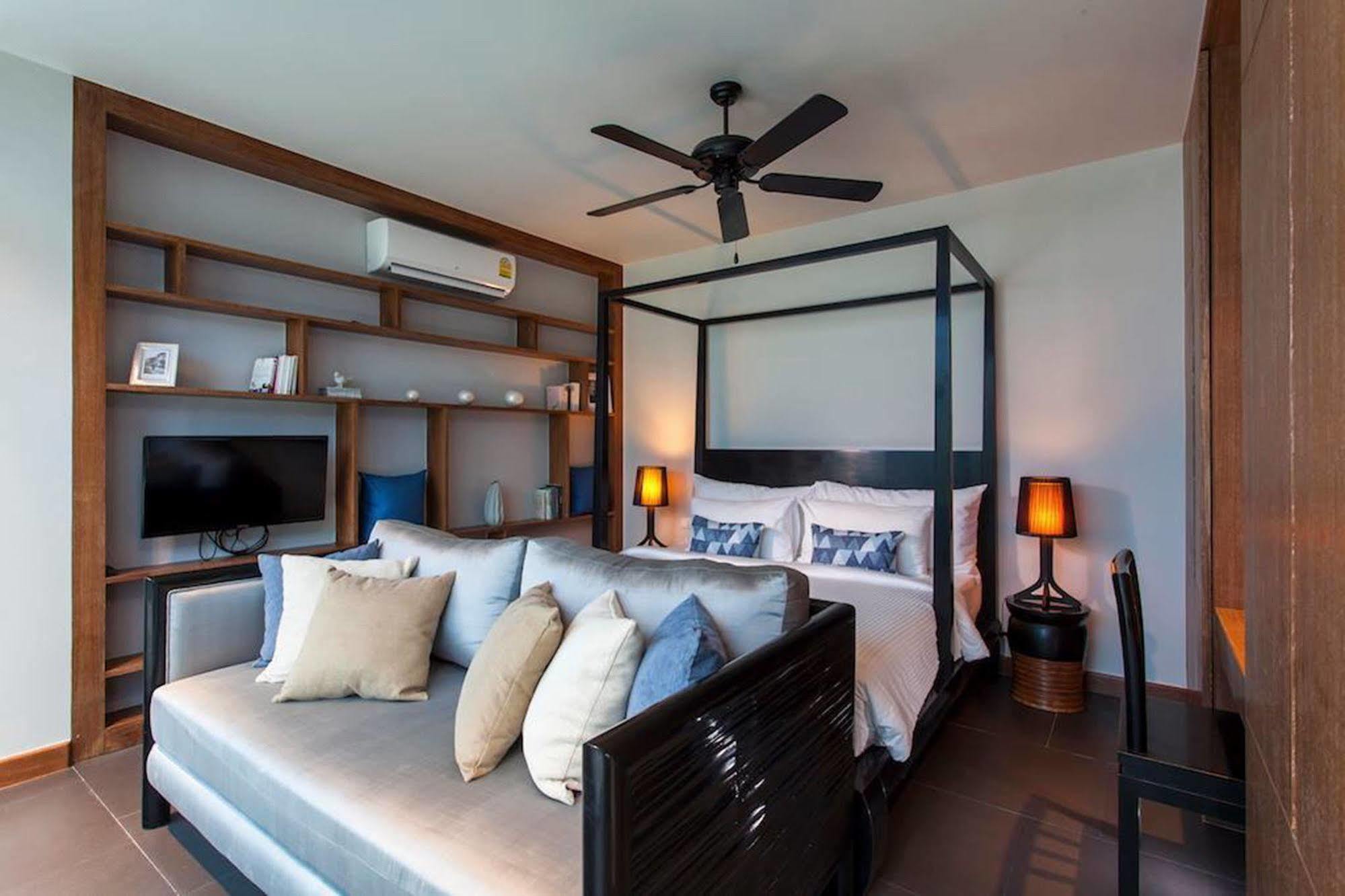 Wings By Two Hotel 4*