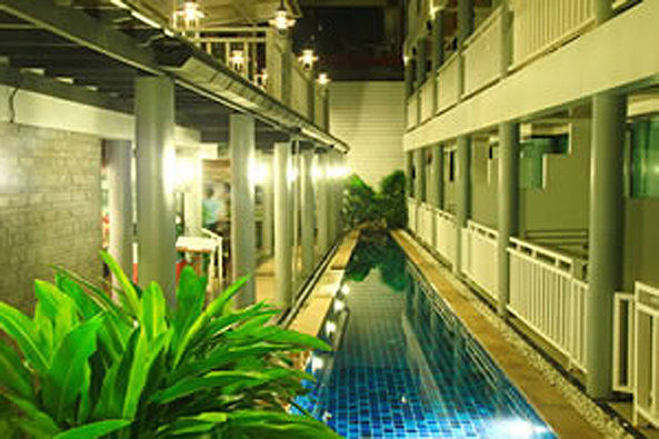 Honey Resort,