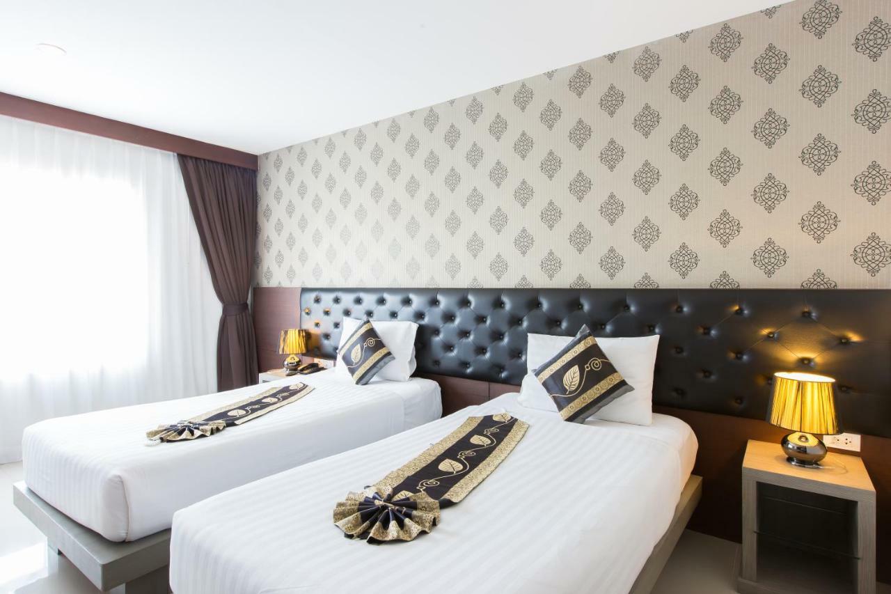 Hemingways Silk 3* Patong