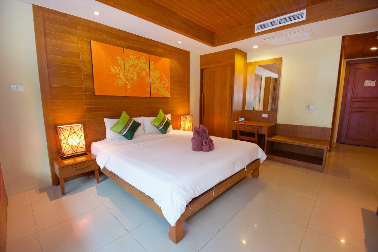 Honey Resort, Hotel