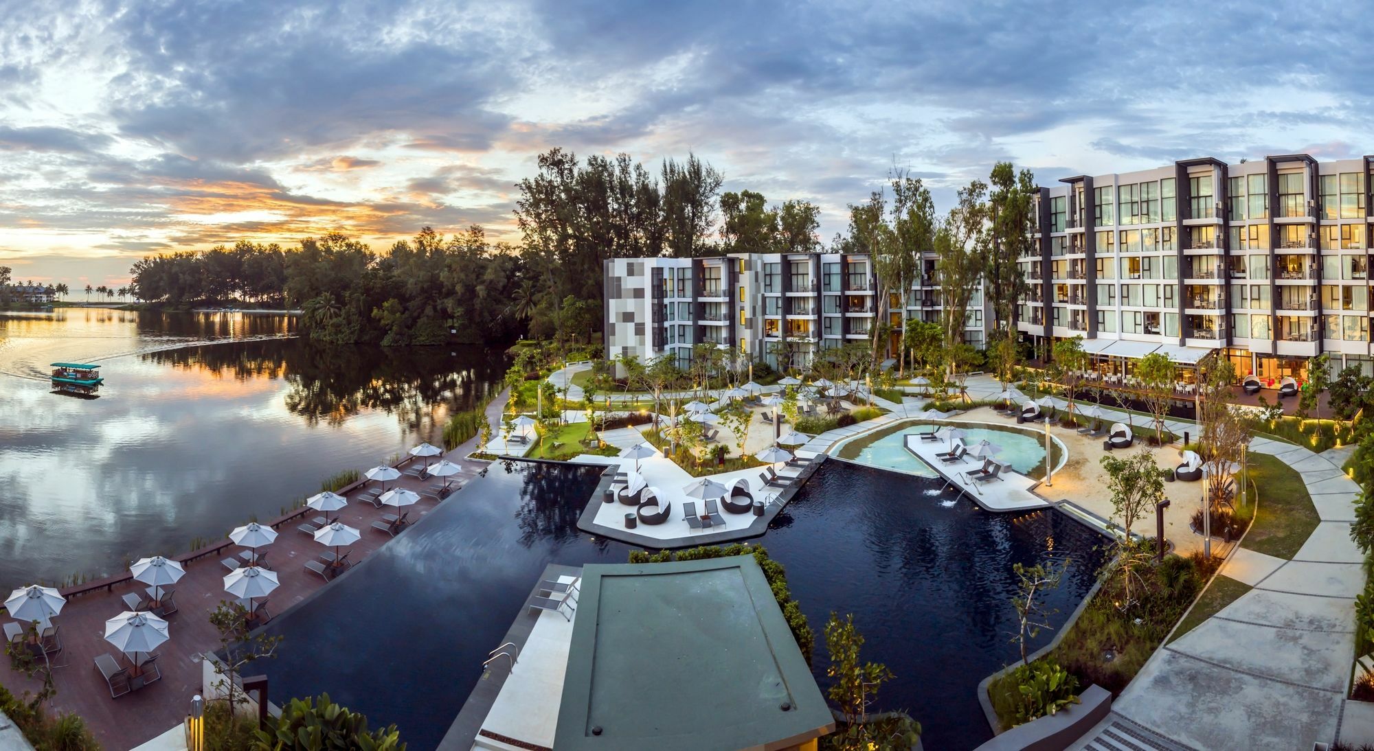 Hotel Cassia Phuket - A Brand Of Banyan Group 5*