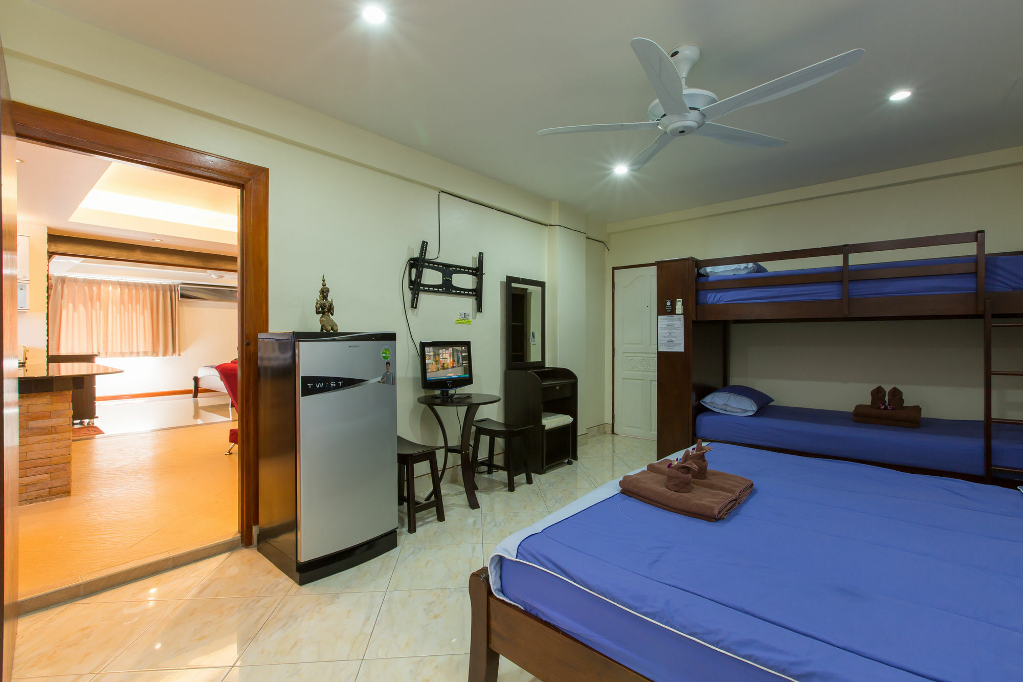And Apartamento Patong