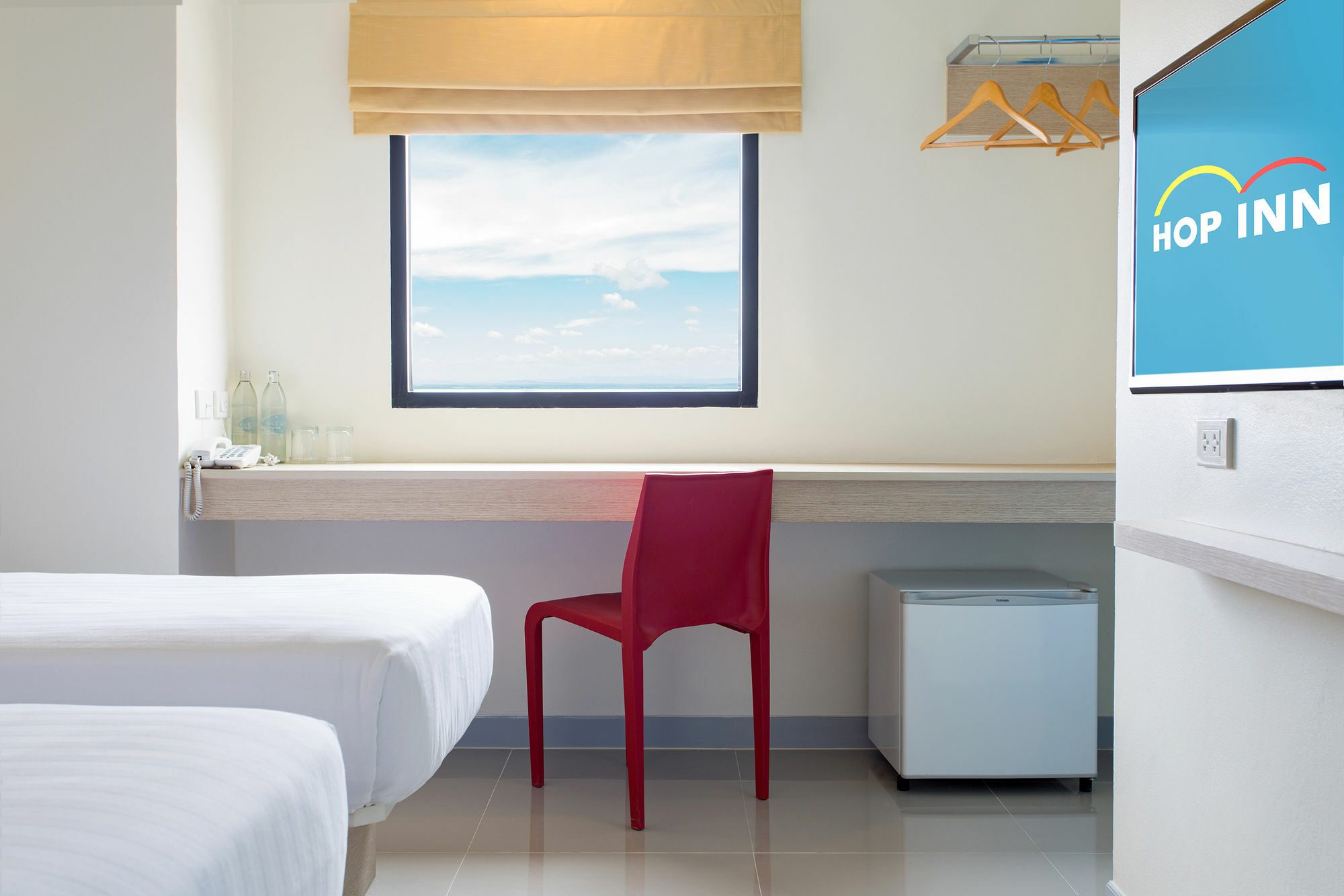 Hop Hotel