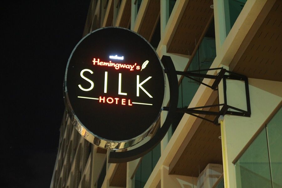 Hemingways Silk 3* Patong