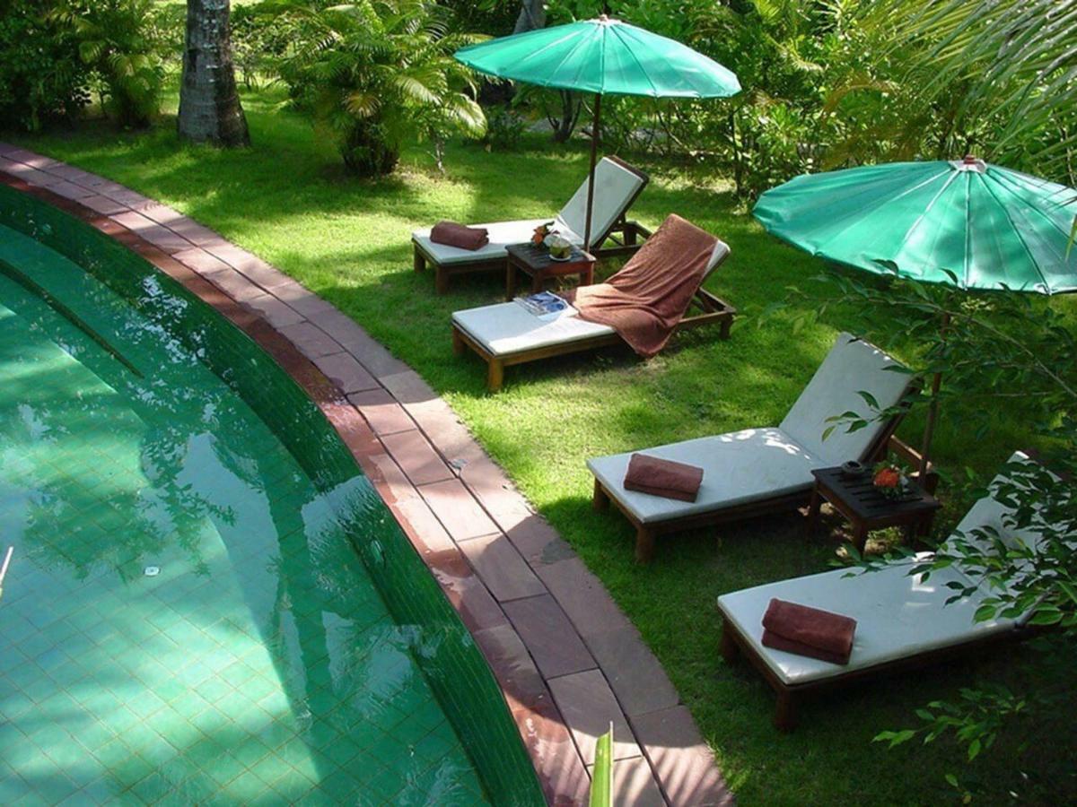 Baan Mai Beachfront Lone Island Resort 4*
