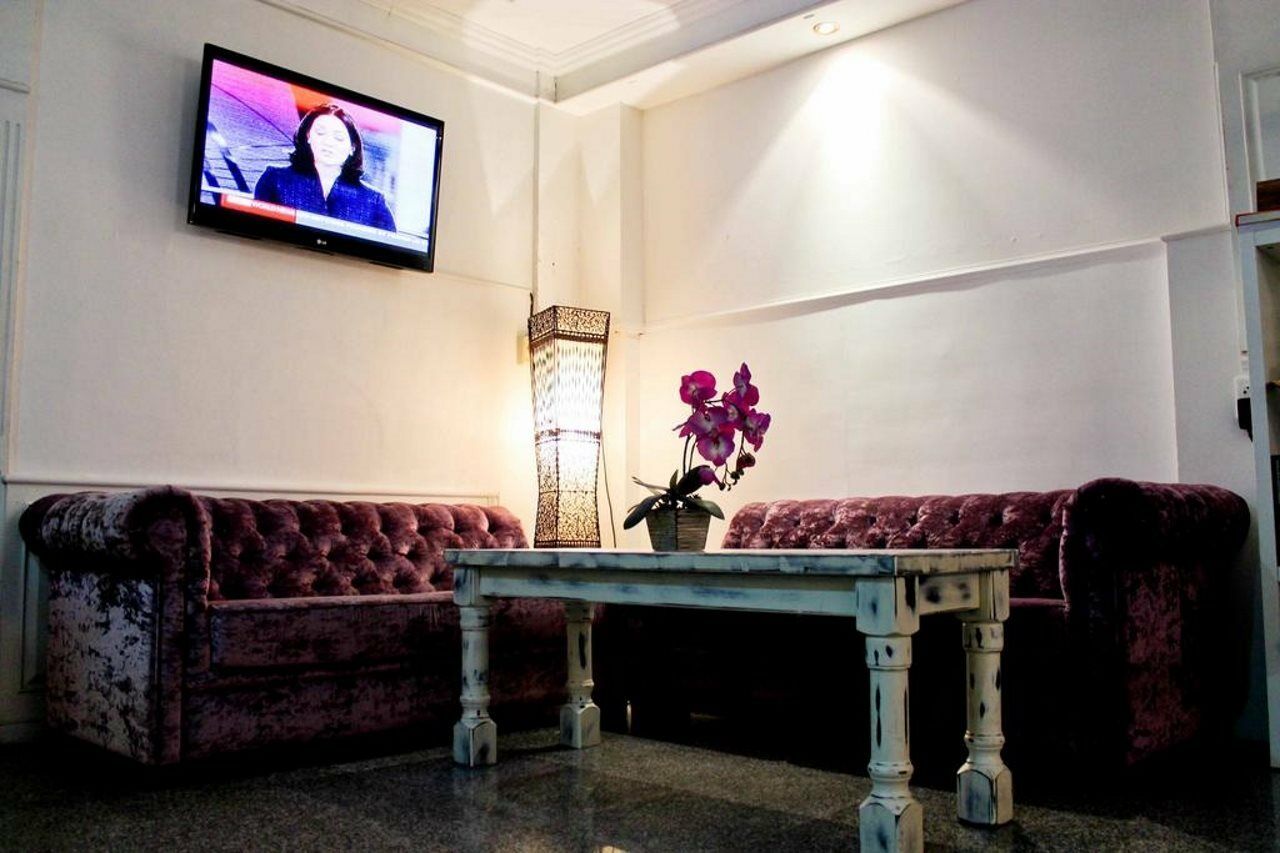 Cello Hotel 2*
