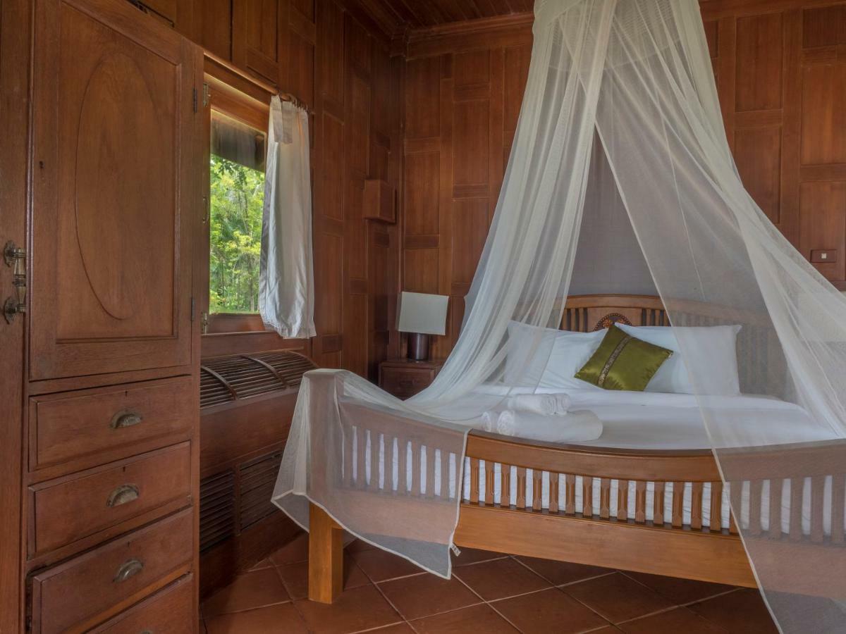 Resort Baan Mai Beachfront Lone Island 4*