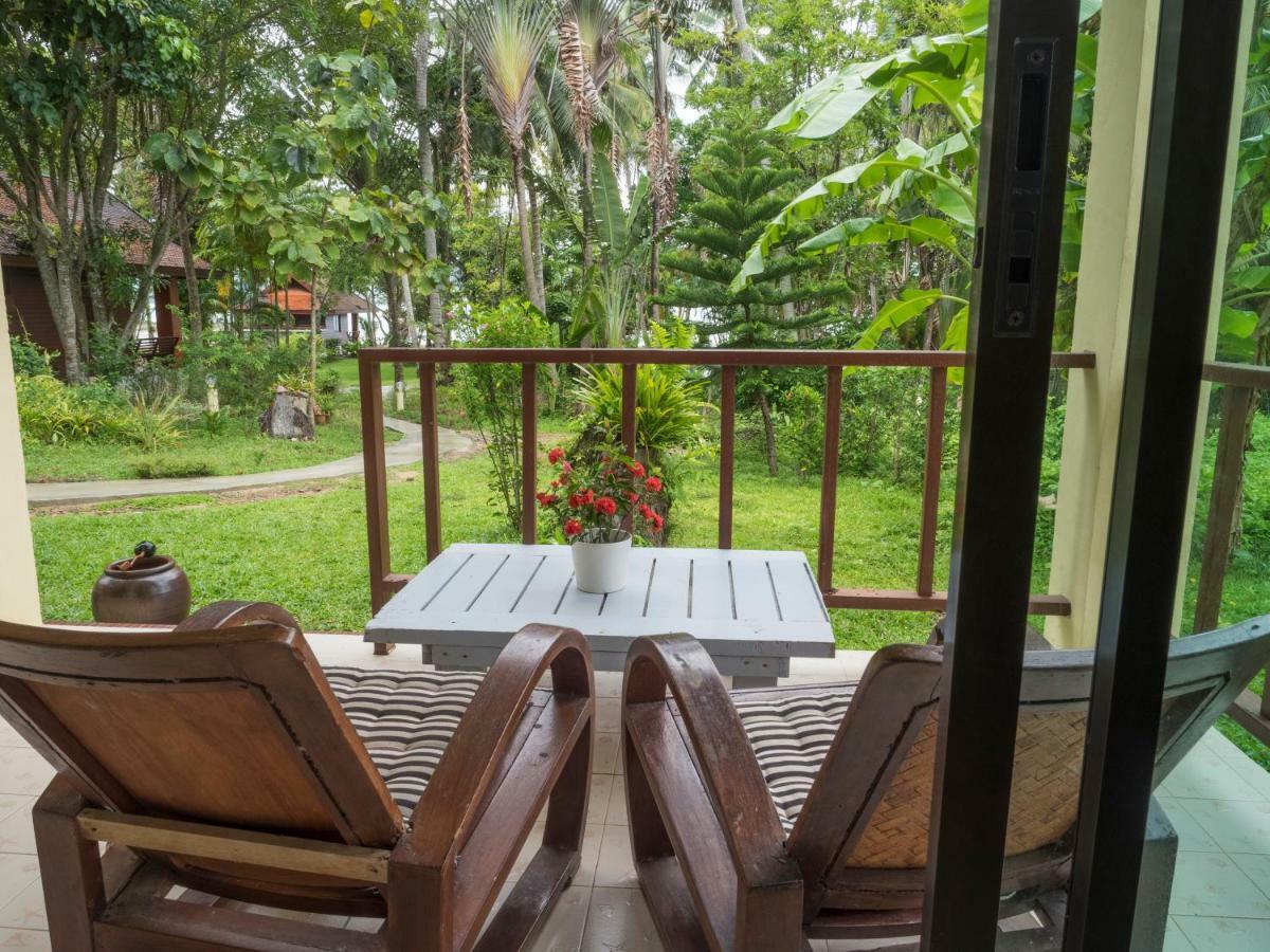 Baan Mai Beachfront Lone Island