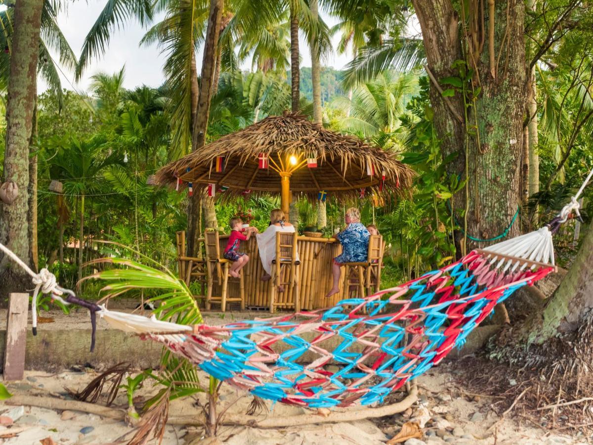 Baan Mai Beachfront Lone Island Resort