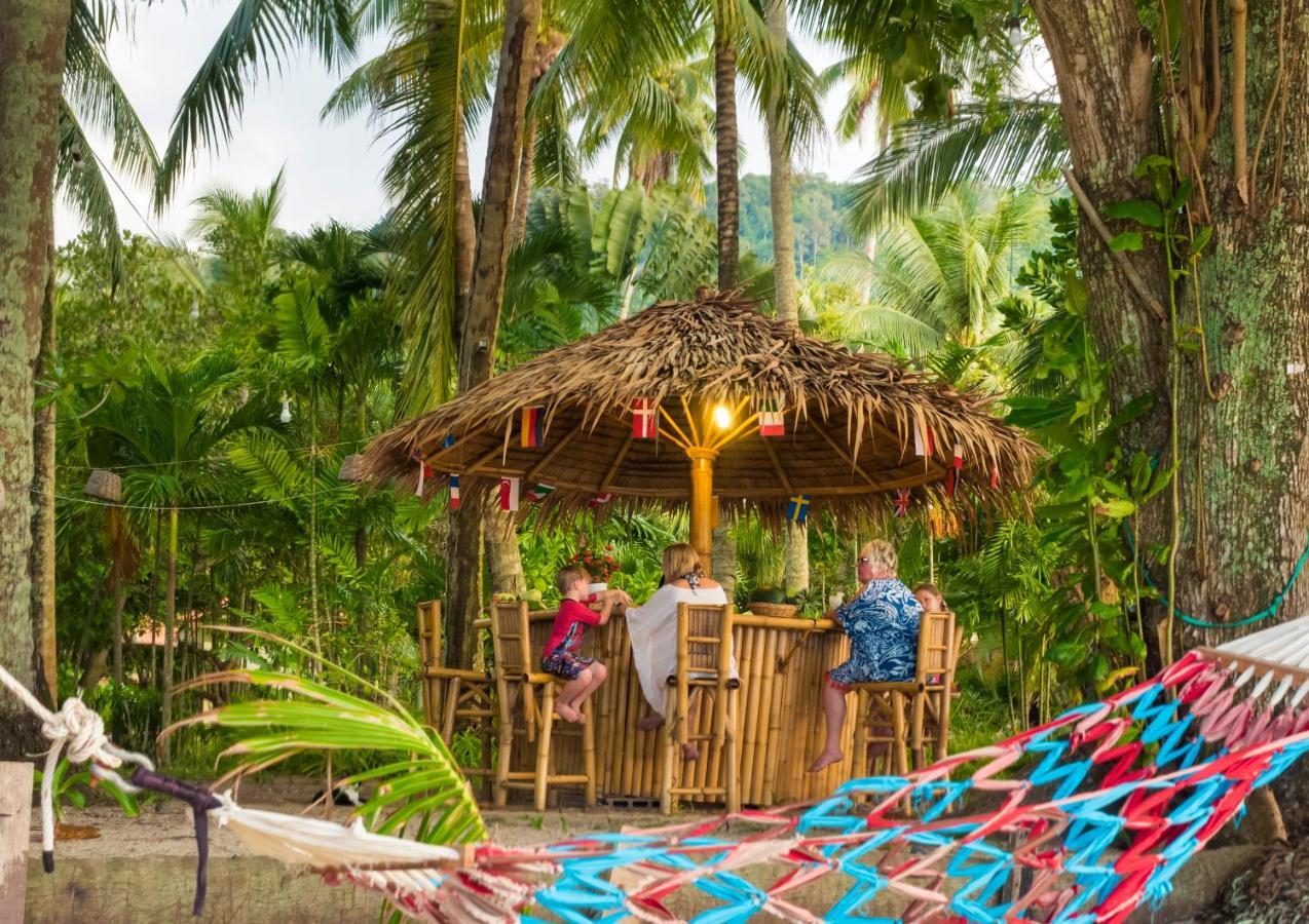 Baan Mai Beachfront Lone Island 4* Phuket