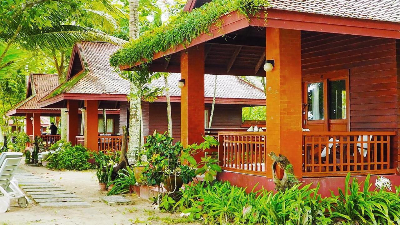 Baan Mai Beachfront Lone Island Phuket