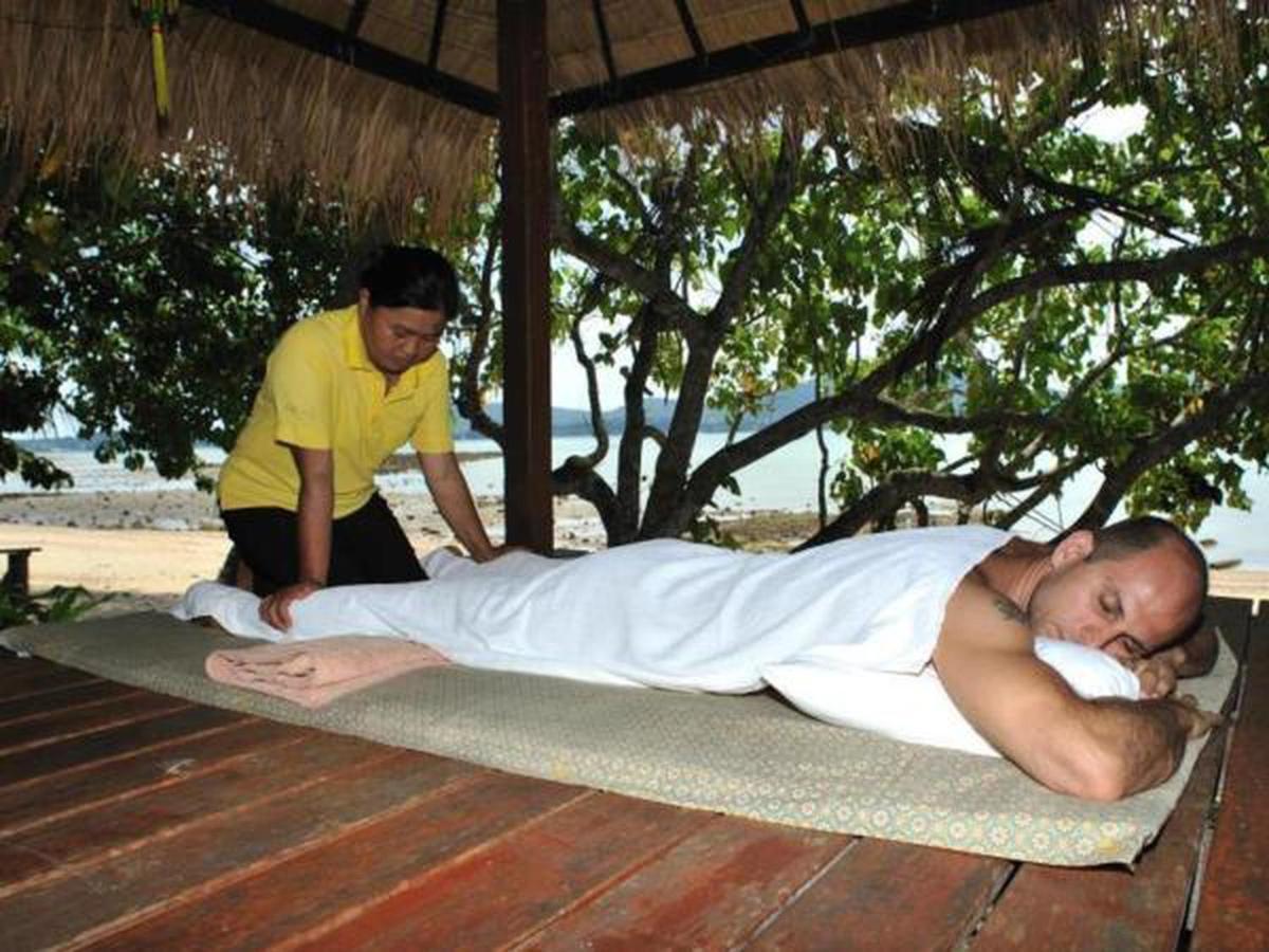 Baan Mai Beachfront Lone Island