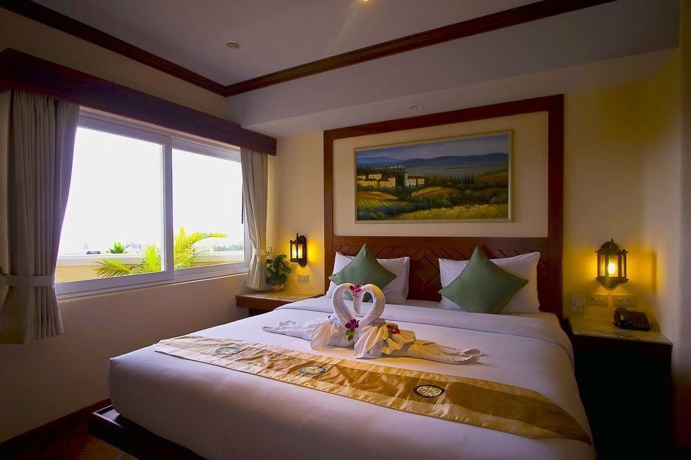 Hotel Pacific Club