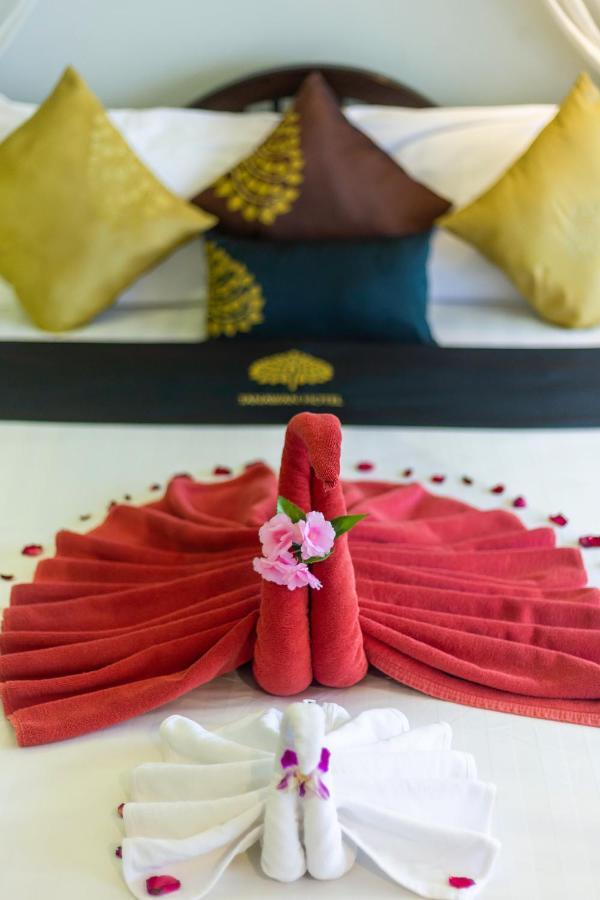 Tanawan Phuket Hotel 3*