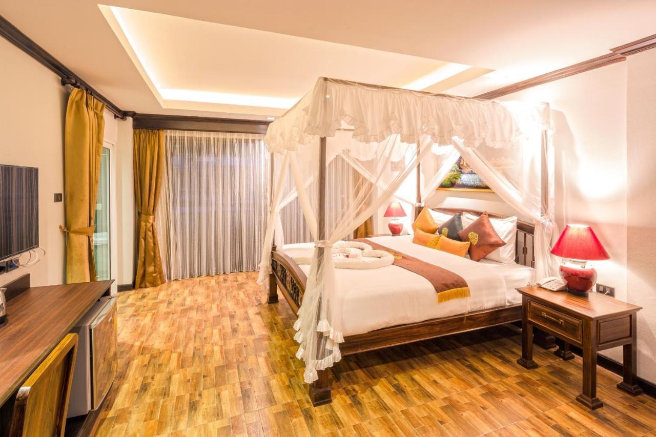 Hotel Tanawan Phuket 3*