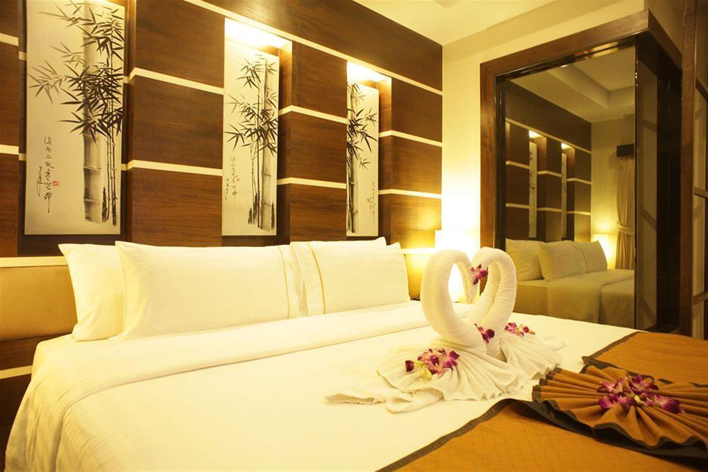 Bamboo House Phuket 3* Karon
