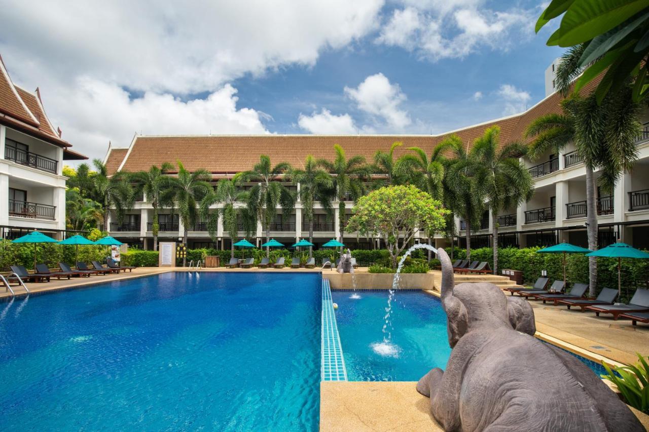 Resort Deevana &