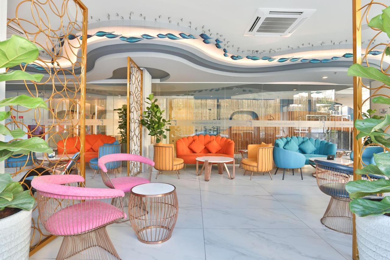 Clover Phuket - Sha