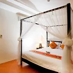 La De Bua Hotel