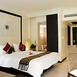 Thara Patong Beach Resort & Spa