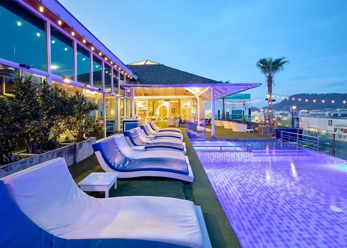 Sira Grande Hotel & Spa