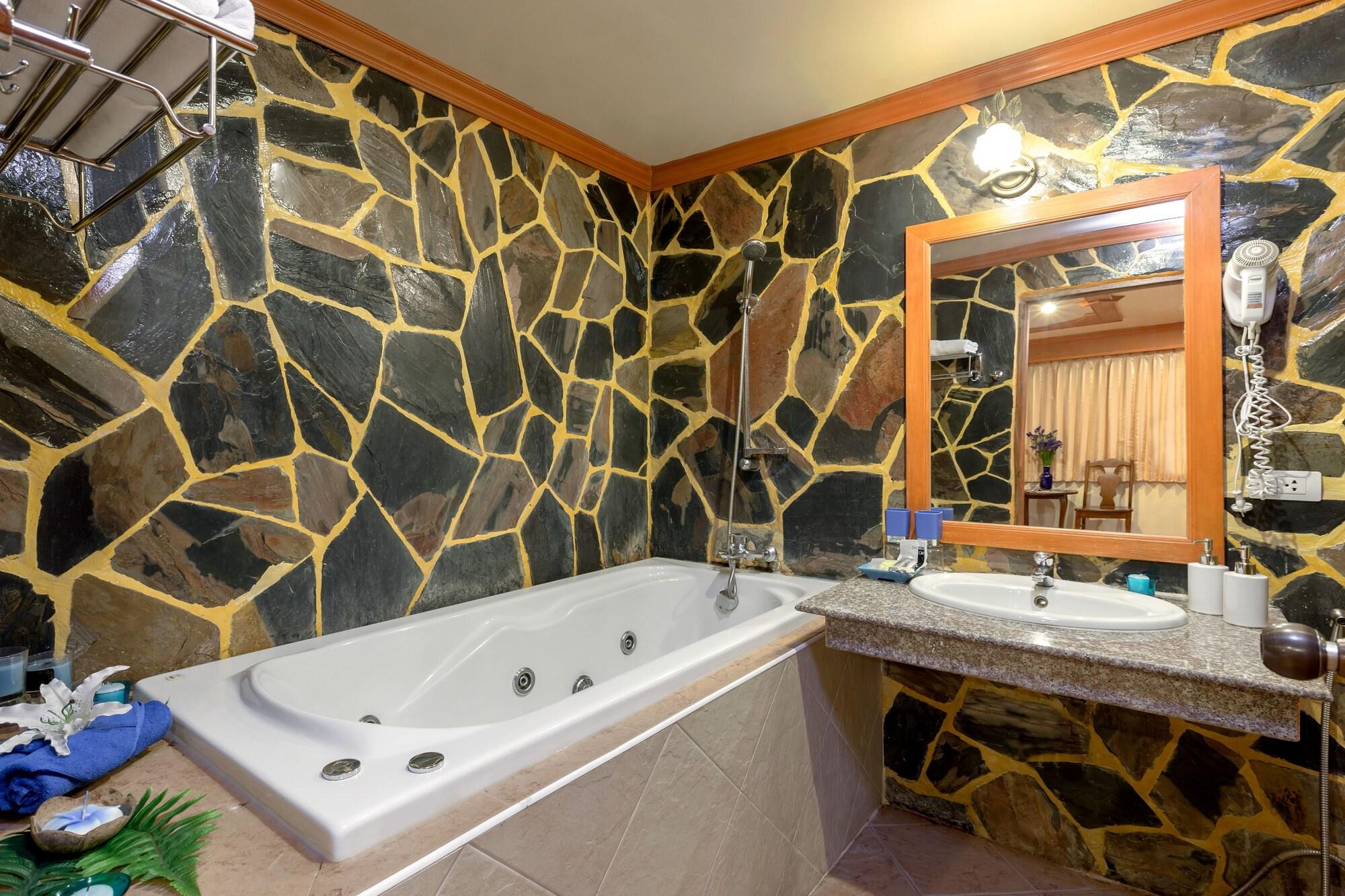 Hotel Tiger 3*