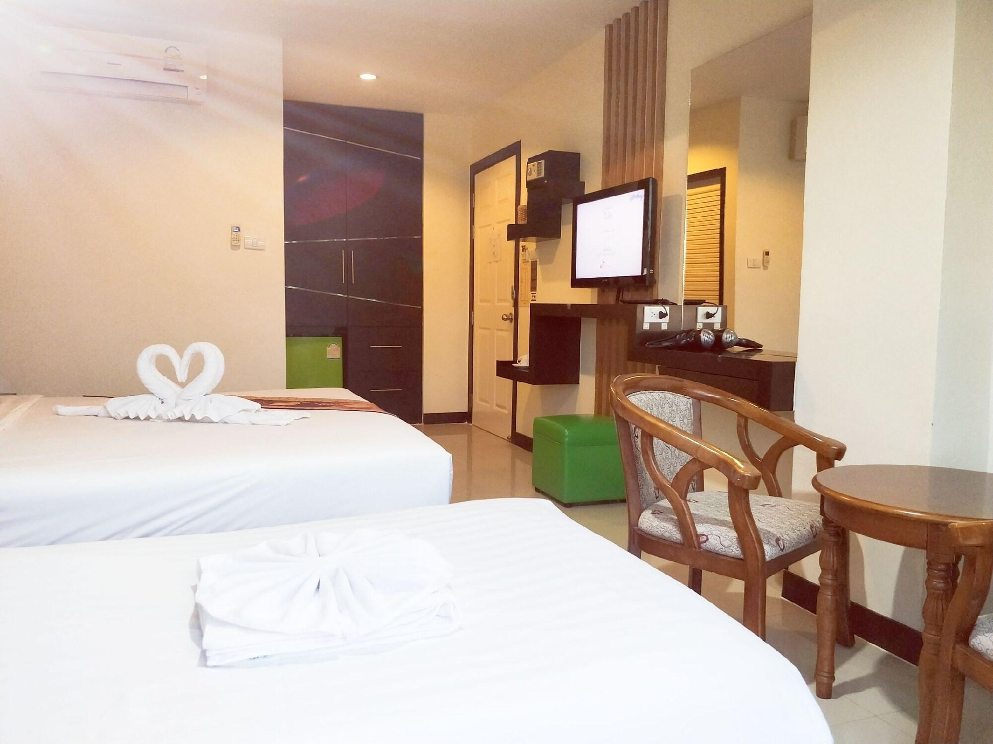 Pimrada Hotel 3*